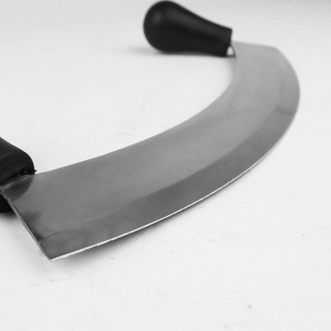 Professional Rocker Pizza Cutter Blade – Stainless Steel Pizza Slicing Knife for Fast &  Even Cuts | Commercial Grade Cutter for Restaurants & Home Kitchens